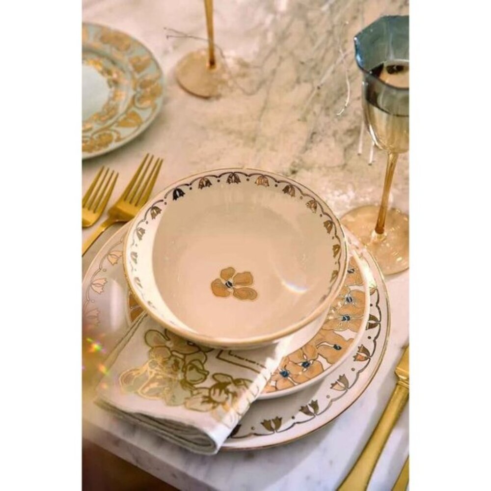 BNWT Anthropologie napkins, set of 4 (2 sets available), set #1 - Picture 3 of 7